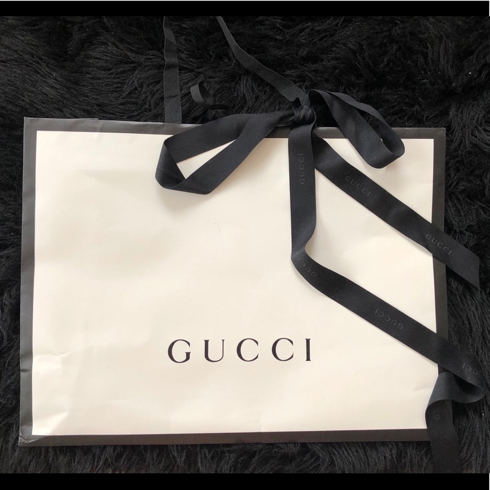 Gucci gift bag with ribbon
